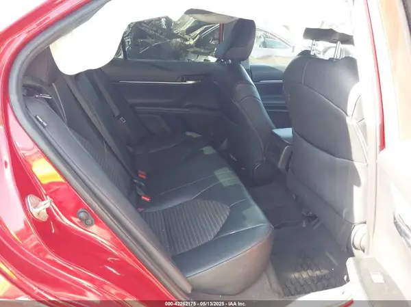 4T1B11HK7KU279195 2019 TOYOTA CAMRY - Image 8