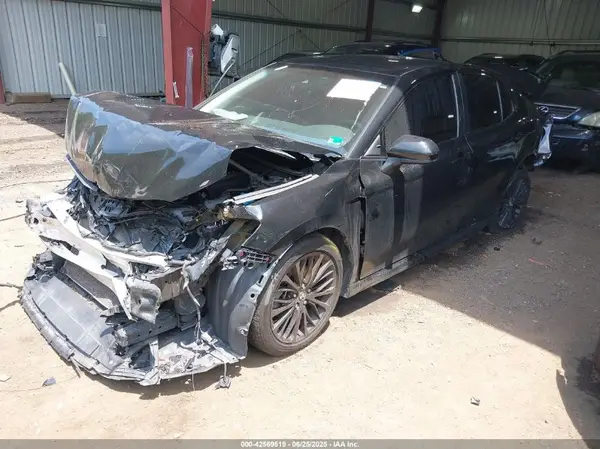 4T1B11HK7KU279309 2019 TOYOTA CAMRY - Image 2