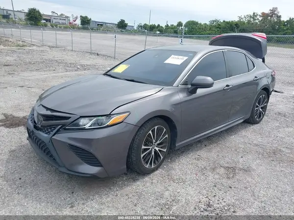 4T1B11HK7KU279861 2019 TOYOTA CAMRY - Image 2