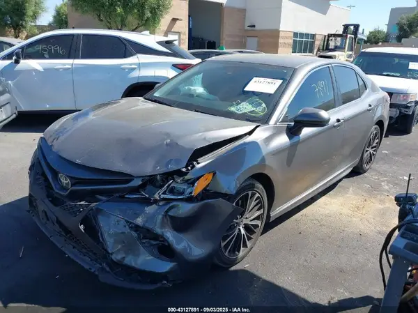 4T1B11HK7KU283425 2019 TOYOTA CAMRY - Image 2