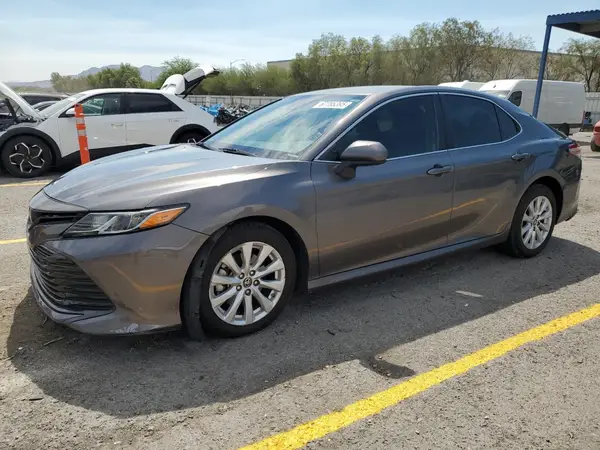 4T1B11HK7KU284588 2019 TOYOTA CAMRY - Image 1