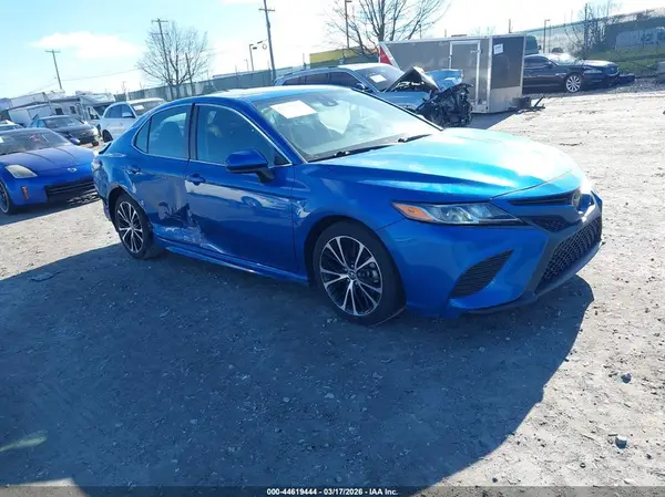 4T1B11HK7KU289127 2019 TOYOTA CAMRY - Image 1