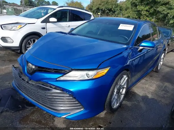 4T1B11HK7KU290987 2019 TOYOTA CAMRY - Image 2