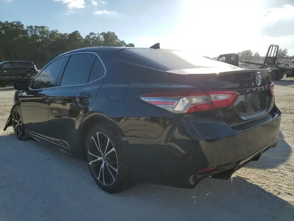 4T1B11HK7KU295574 2019 TOYOTA CAMRY - Image 2
