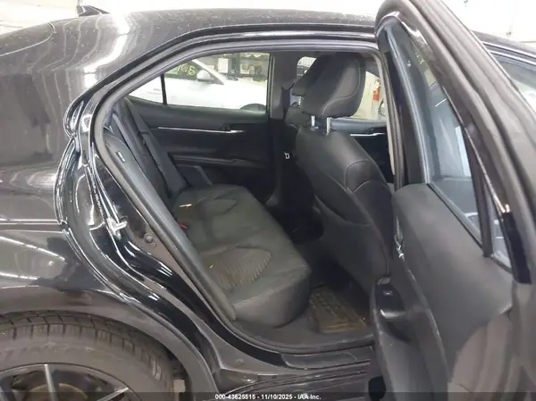 4T1B11HK7KU296496 2019 TOYOTA CAMRY - Image 8