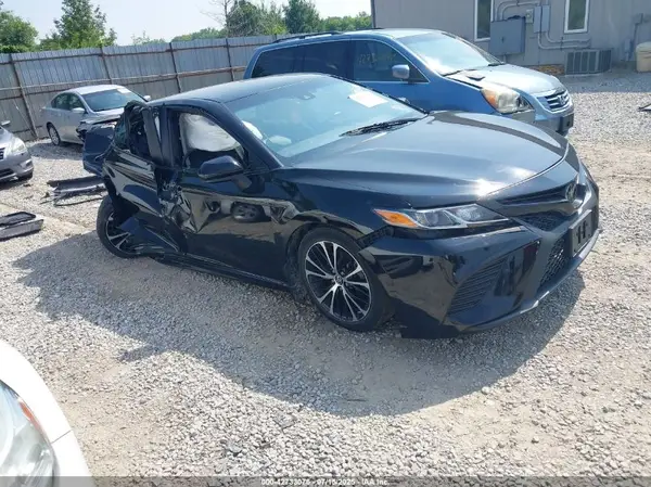 4T1B11HK7KU297812 2019 TOYOTA CAMRY - Image 1