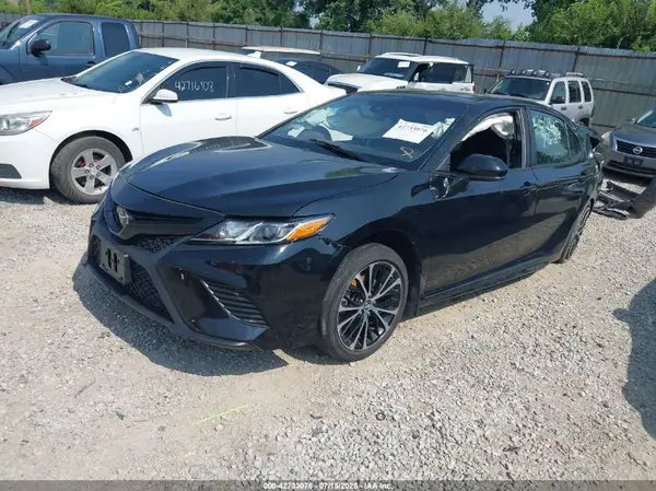 4T1B11HK7KU297812 2019 TOYOTA CAMRY - Image 2