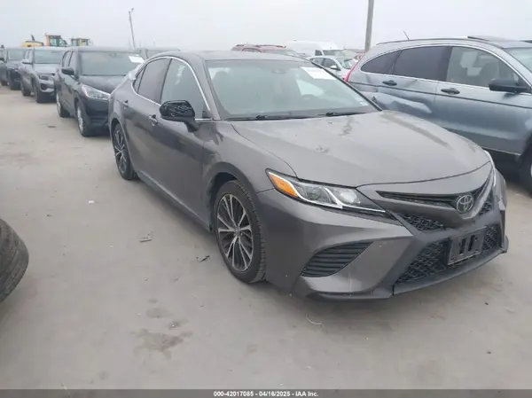 4T1B11HK7KU300269 2019 TOYOTA CAMRY - Image 1