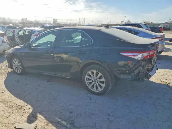 4T1B11HK7KU681766 2019 TOYOTA CAMRY - Image 2