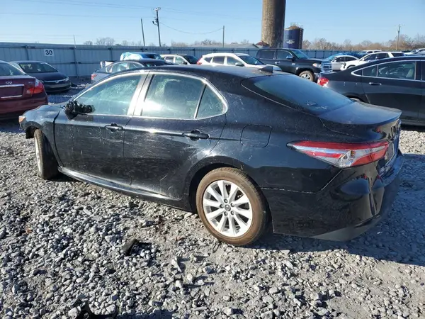 4T1B11HK7KU681959 2019 TOYOTA CAMRY - Image 2