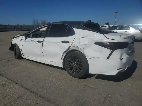 4T1B11HK7KU682061 2019 TOYOTA CAMRY - Image 2