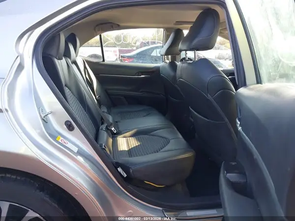 4T1B11HK7KU685171 2019 TOYOTA CAMRY - Image 8