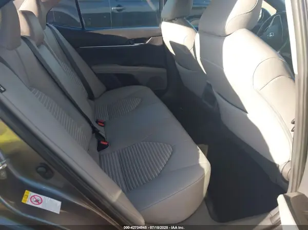 4T1B11HK7KU686515 2019 TOYOTA CAMRY - Image 8