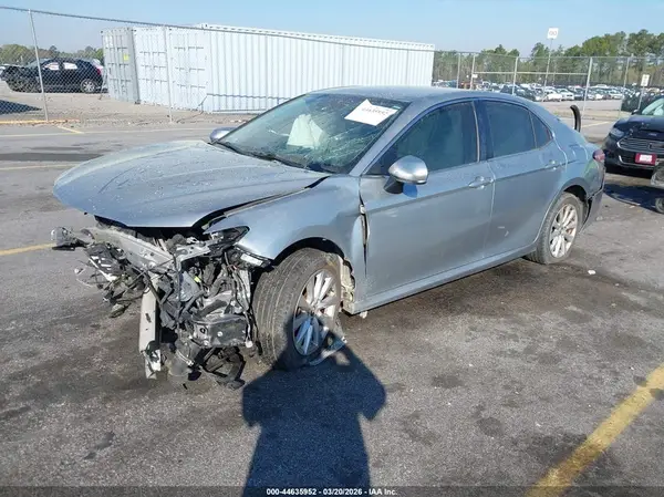 4T1B11HK7KU688541 2019 TOYOTA CAMRY - Image 2