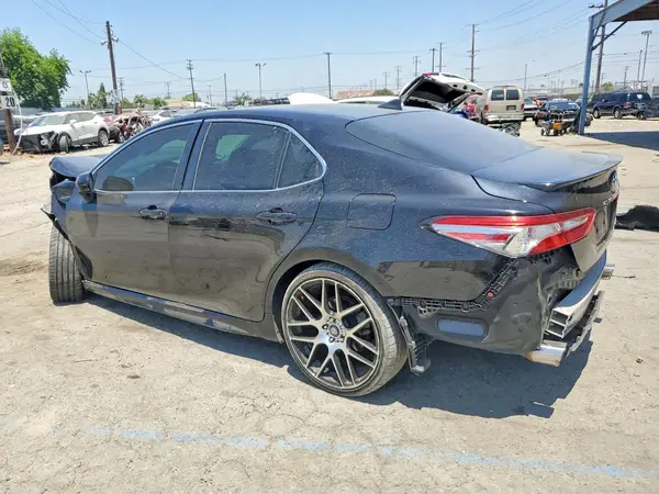 4T1B11HK7KU689043 2019 TOYOTA CAMRY - Image 2