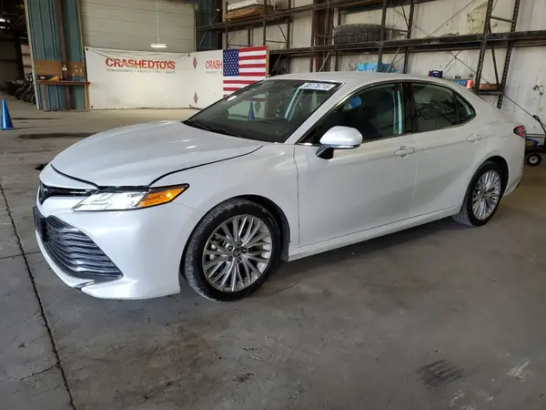 4T1B11HK7KU697045 2019 TOYOTA CAMRY - Image 1