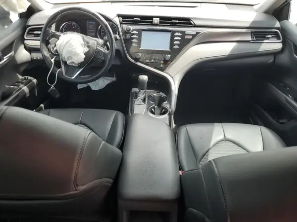 4T1B11HK7KU700493 2019 TOYOTA CAMRY - Image 8