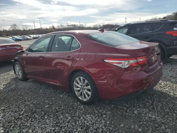 4T1B11HK7KU701868 2019 TOYOTA CAMRY - Image 2