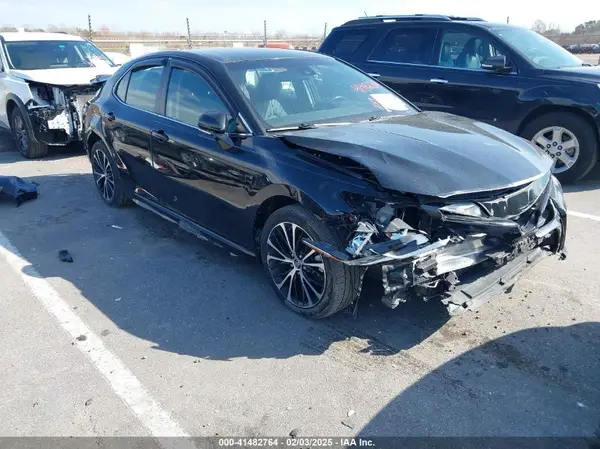 4T1B11HK7KU702079 2019 TOYOTA CAMRY - Image 1