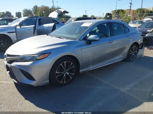 4T1B11HK7KU706567 2019 TOYOTA CAMRY - Image 2