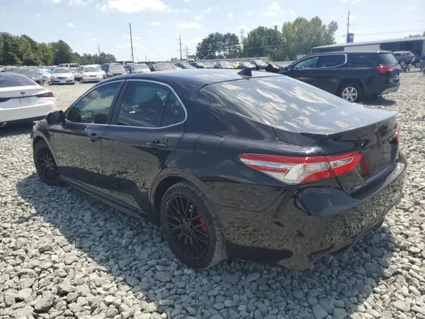 4T1B11HK7KU708979 2019 TOYOTA CAMRY - Image 2