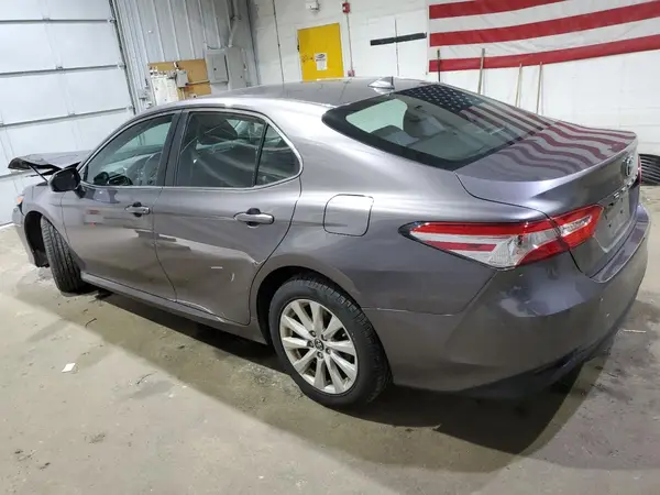 4T1B11HK7KU711669 2019 TOYOTA CAMRY - Image 2