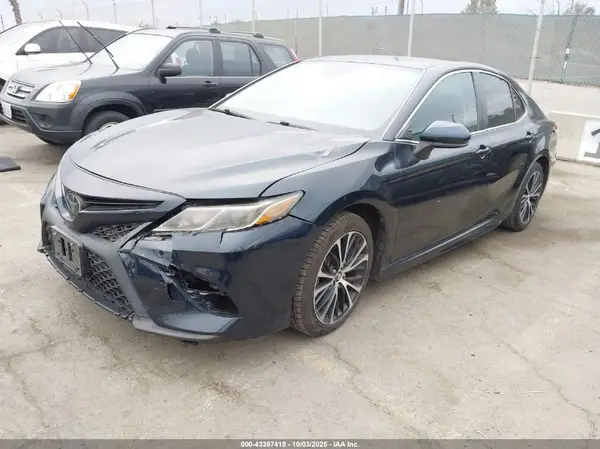 4T1B11HK7KU712840 2019 TOYOTA CAMRY - Image 2
