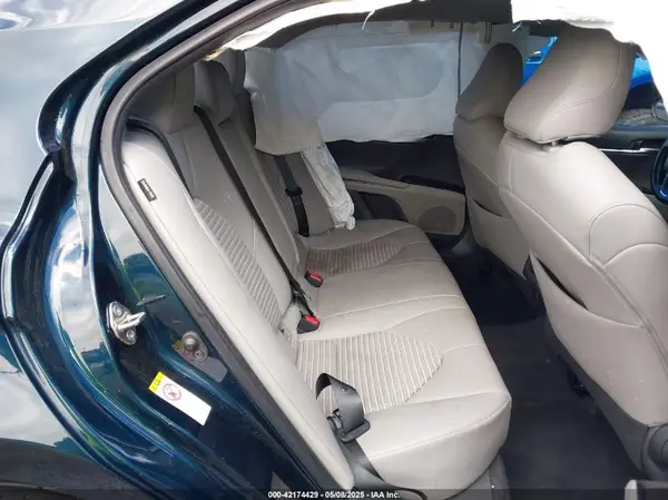 4T1B11HK7KU713776 2019 TOYOTA CAMRY - Image 8