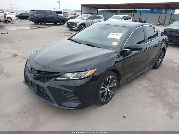 4T1B11HK7KU714104 2019 TOYOTA CAMRY - Image 2