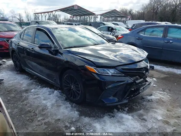4T1B11HK7KU718007 2019 TOYOTA CAMRY - Image 1