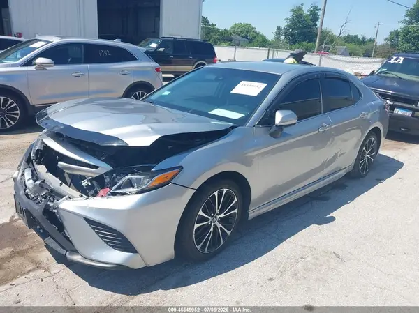 4T1B11HK7KU726477 2019 TOYOTA CAMRY - Image 2