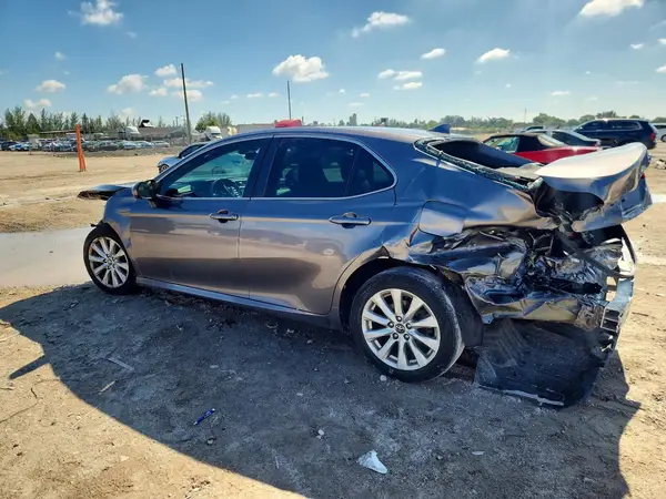 4T1B11HK7KU727452 2019 TOYOTA CAMRY - Image 2