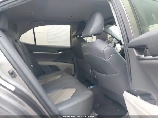 4T1B11HK7KU731873 2019 TOYOTA CAMRY - Image 8