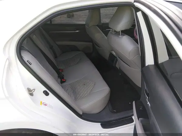 4T1B11HK7KU743389 2019 TOYOTA CAMRY - Image 8
