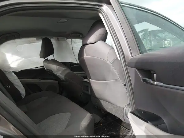 4T1B11HK7KU744848 2019 TOYOTA CAMRY - Image 8