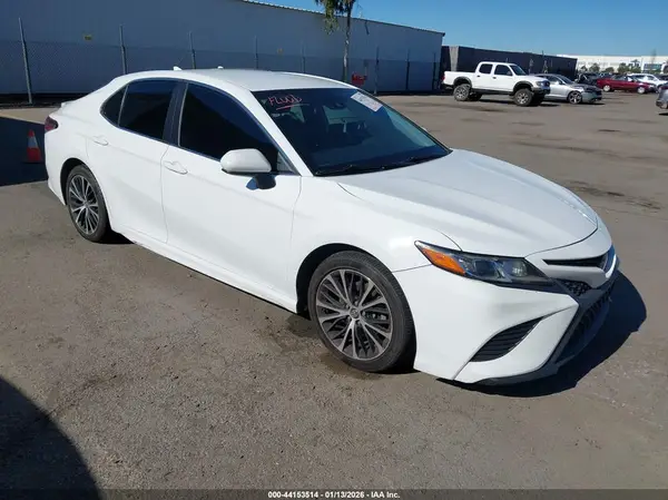 4T1B11HK7KU745837 2019 TOYOTA CAMRY - Image 1