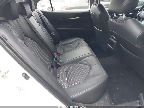 4T1B11HK7KU746129 2019 TOYOTA CAMRY - Image 8