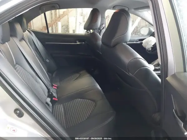 4T1B11HK7KU747667 2019 TOYOTA CAMRY - Image 8