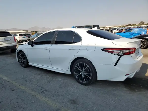 4T1B11HK7KU749306 2019 TOYOTA CAMRY - Image 2