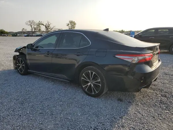 4T1B11HK7KU749886 2019 TOYOTA CAMRY - Image 2