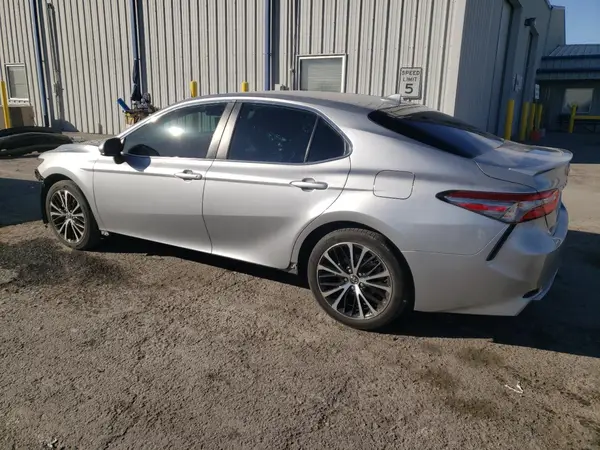 4T1B11HK7KU756773 2019 TOYOTA CAMRY - Image 2