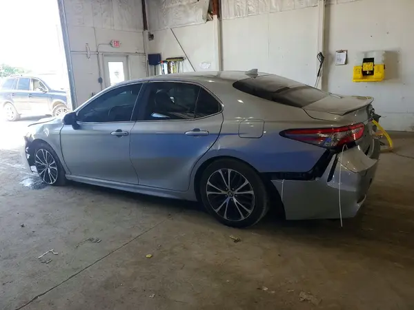 4T1B11HK7KU756823 2019 TOYOTA CAMRY - Image 2