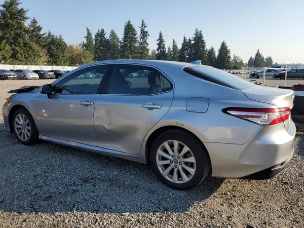 4T1B11HK7KU757180 2019 TOYOTA CAMRY - Image 2