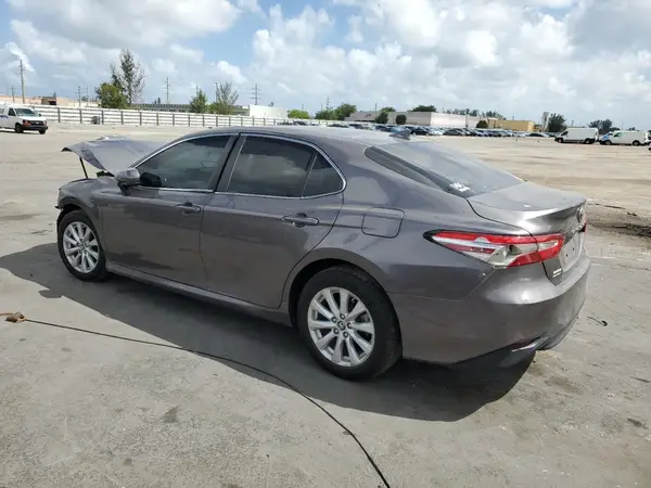 4T1B11HK7KU757941 2019 TOYOTA CAMRY - Image 2