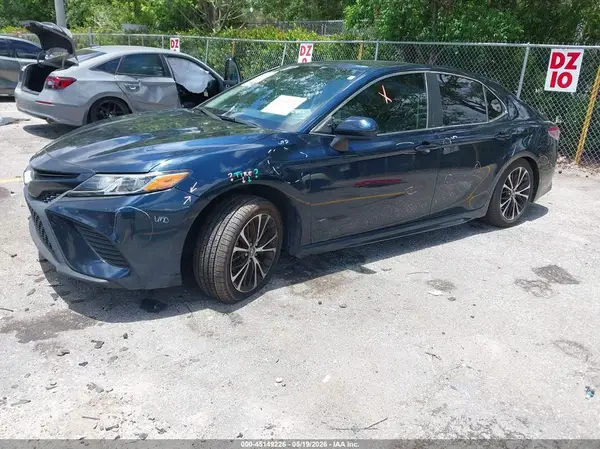 4T1B11HK7KU758684 2019 TOYOTA CAMRY - Image 2
