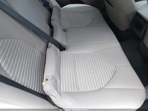 4T1B11HK7KU758684 2019 TOYOTA CAMRY - Image 8
