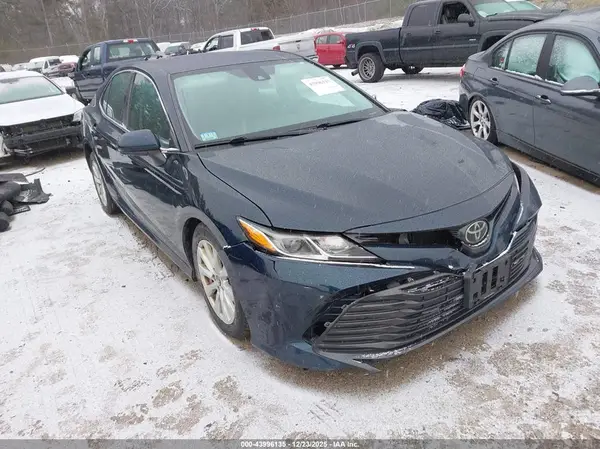 4T1B11HK7KU760791 2019 TOYOTA CAMRY - Image 1