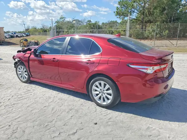 4T1B11HK7KU760872 2019 TOYOTA CAMRY - Image 2