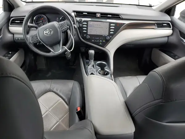 4T1B11HK7KU761813 2019 TOYOTA CAMRY - Image 8