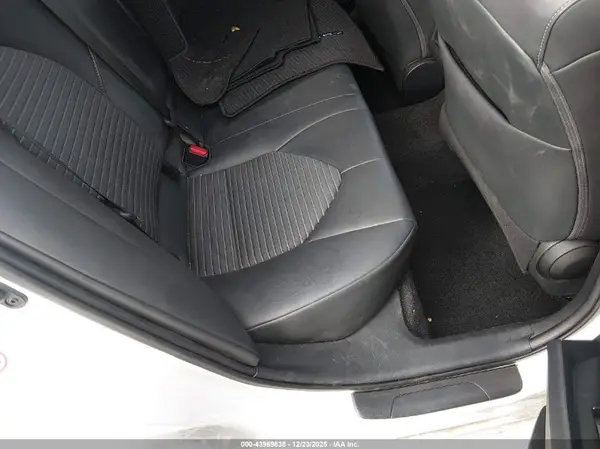 4T1B11HK7KU767742 2019 TOYOTA CAMRY - Image 8